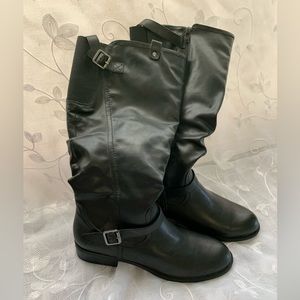 White Mountain Regular  calf Boots size 10M